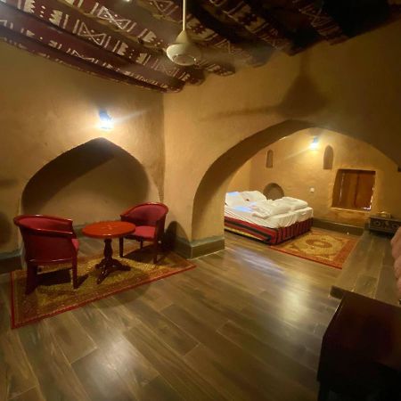 Bait Aljabal Hospitality Inn Al Ḩamrāʼ エクステリア 写真